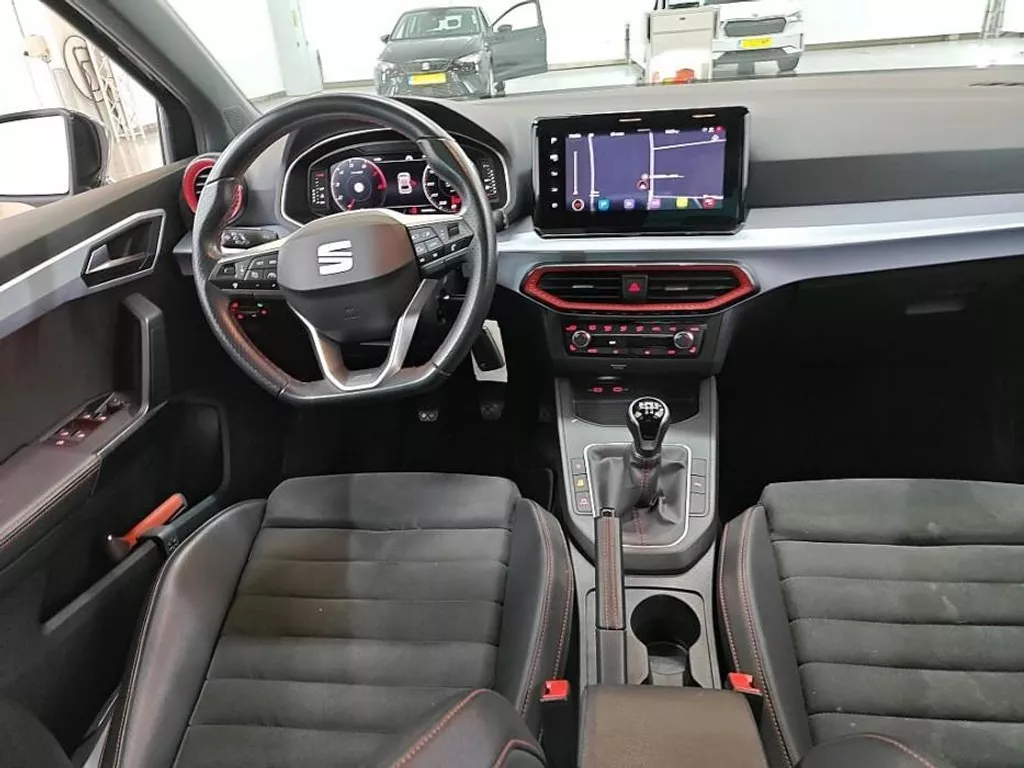 Seat Ibiza 1.0 TSI FR BUS. INT. BJ 22, LEER/ ALCANTARA /ZWARTE HEMEL, NL AUTO met NAP