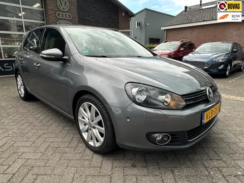 Volkswagen Golf 1.4 TSI Trendline. Navi. Alcantara. PDC. Camera.