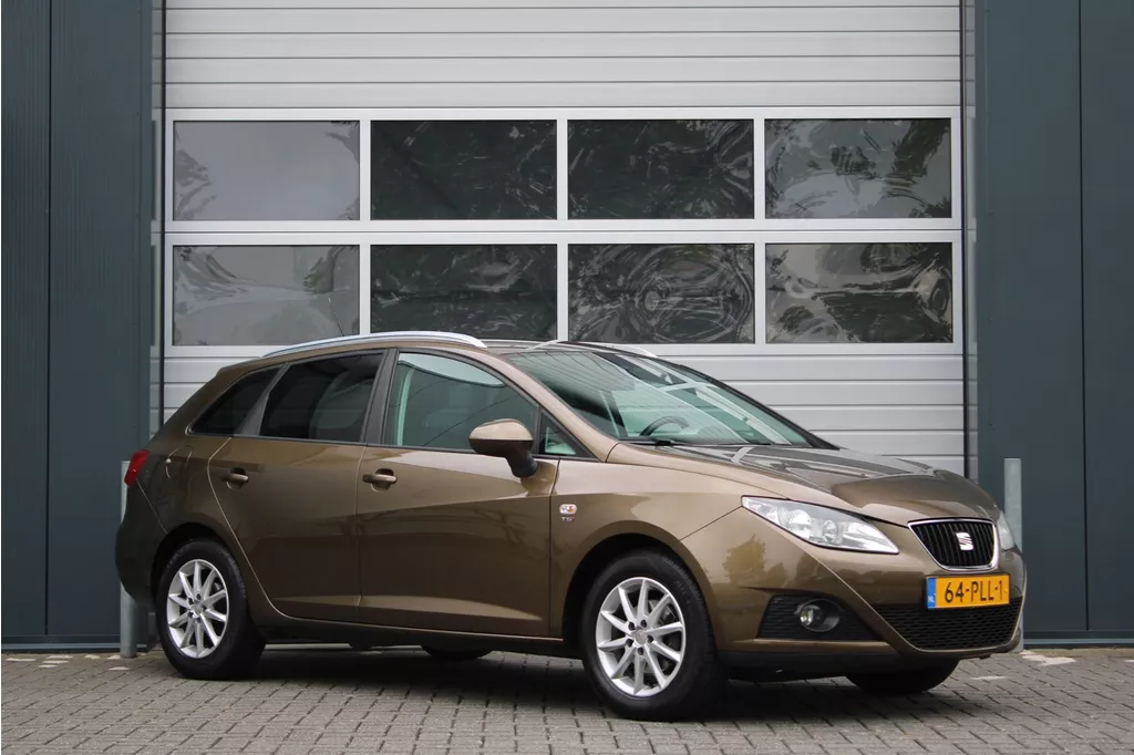 Seat Ibiza ST 1.2 TSI Style Automaat Airco/Cruise/Camera/Navi/Bluetooth/Radio/Elek.Ramen/C.V./15"LM/Isofix/Trekhaak/APK:24-07-2027