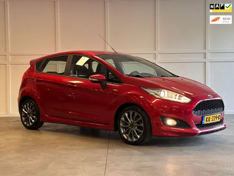 Ford Fiesta EcoBoost ST Line / 2016 / Cruise / Navi /