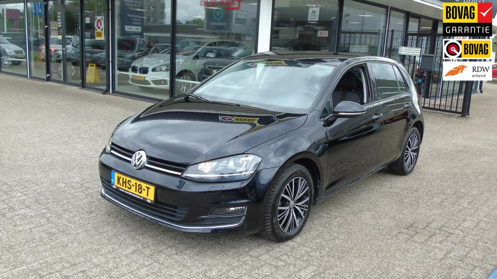Volkswagen GOLF 1.2 TSI Connected Series