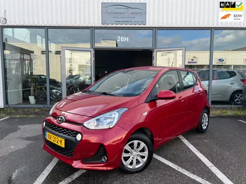 Hyundai I10 1.0i Go! 2017 NAVI | CARPLAY | CLIMA | CRUISE CONTROL | SERVICE PASPOORT / DEALER | NAP | APK |