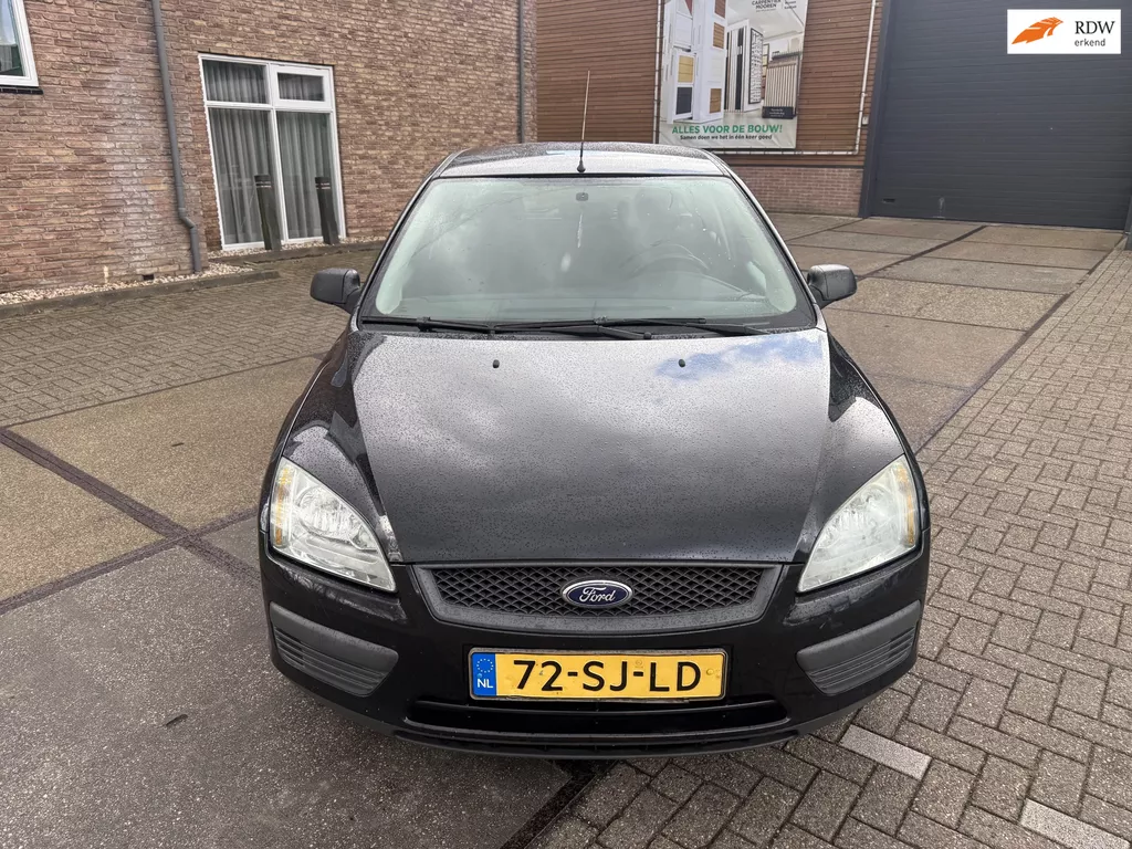 Ford Focus Wagon 1.6-16V Champion ((( NIEUWE APK )))