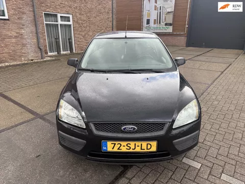 Ford Focus Wagon 1.6-16V Champion ((( NIEUWE APK )))