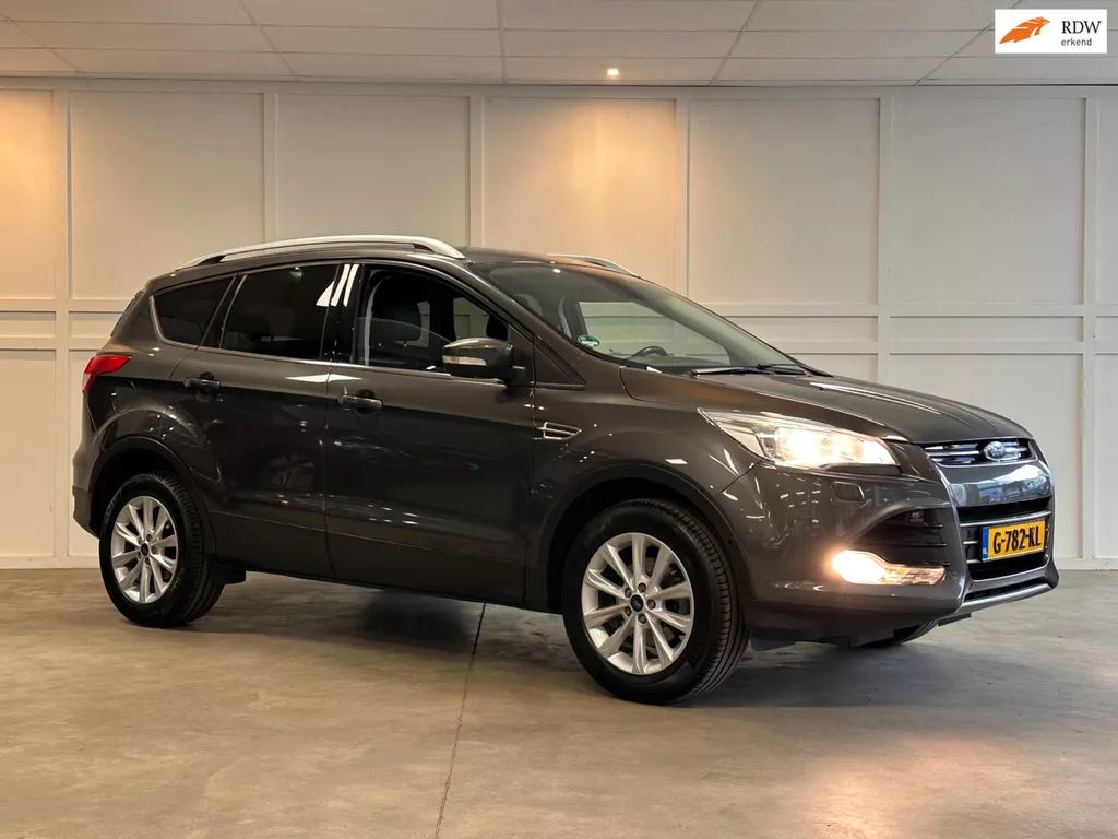 Ford Kuga 1.5 Titanium / Navi / Cruise / Trekhaak / Camera / Stoelverwarming