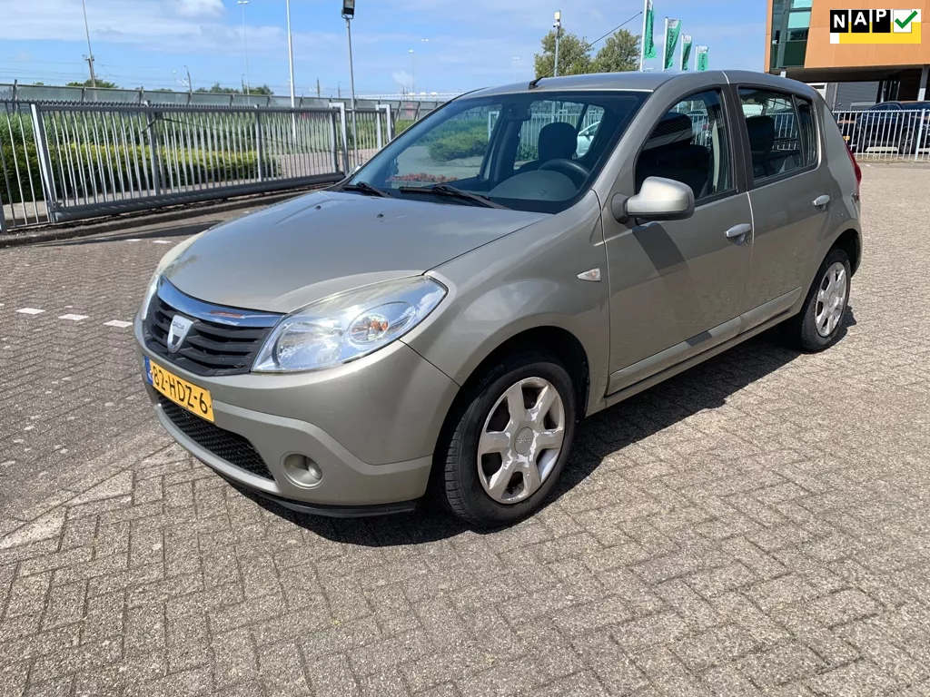 Dacia Sandero 1.4 Lauréate Grijs 2008 Airco Elektrisch ramen