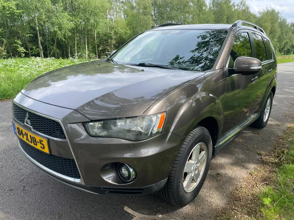 Mitsubishi Outlander 2.0 Intro Edition