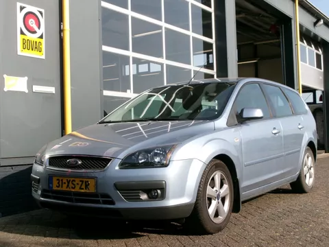 Ford Focus Wagon 1.6-16V Futura Automaat