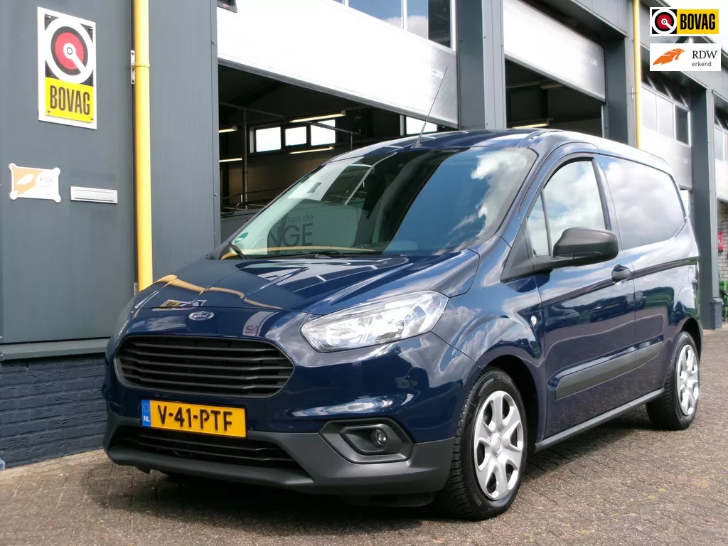 Ford TRANSIT COURIER 1.0/100 pk Limited Benzine 6-bak