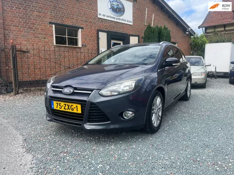 Ford Focus Wagon 1.0 EcoBoost Titanium ( Climate controle + Navigatie + Parkeersensoren )
