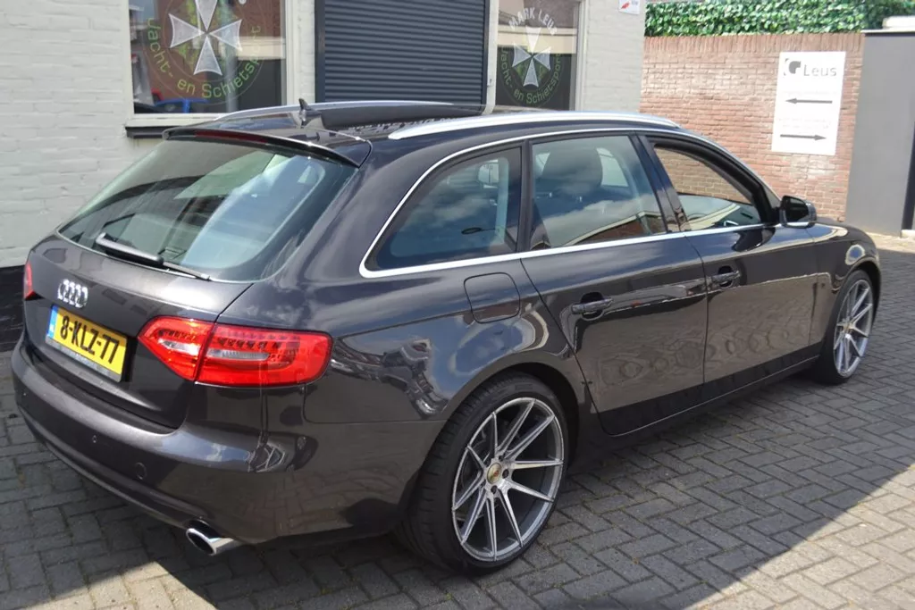 Audi A4 Avant 1.8 TFSI Business Edition/Panoramadak/19 inch