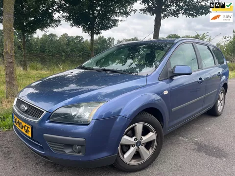 Ford Focus Wagon 1.6-16V First Edition | Trekhaak | APK juli 2027