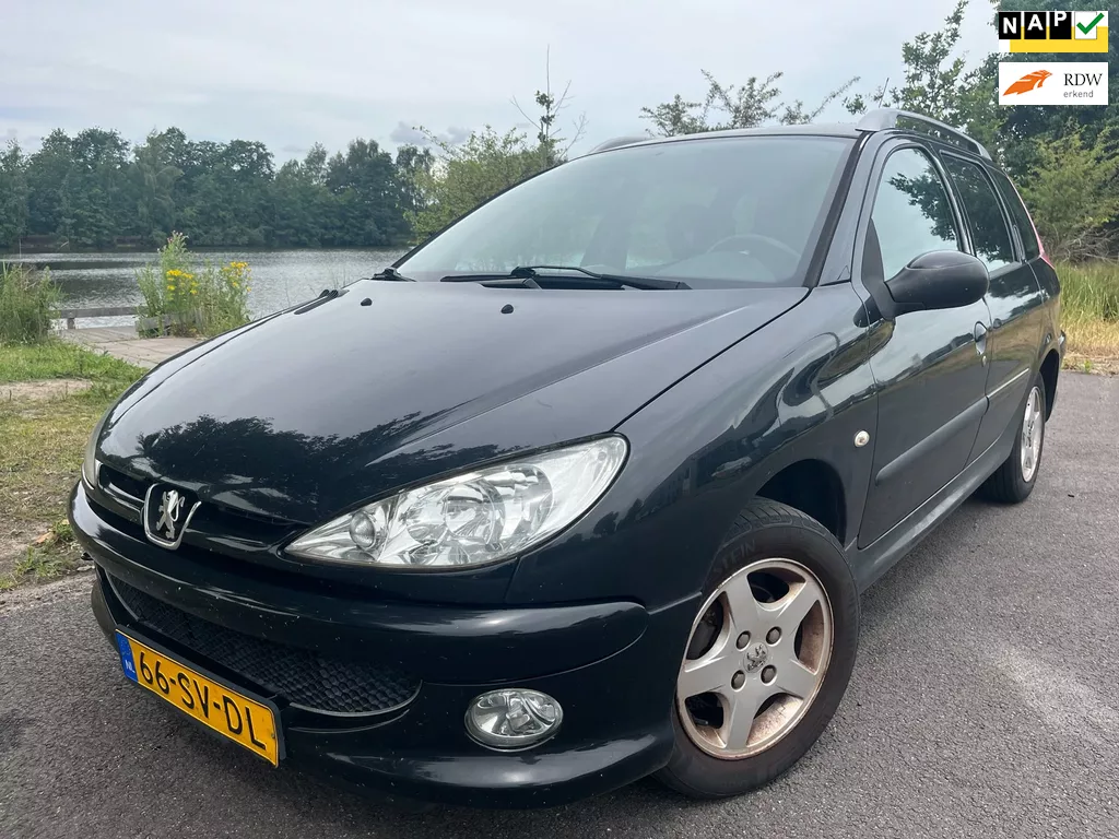 Peugeot 206 SW 1.4 Air-line (nieuwe apk bij aflevering)