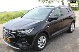 Opel Grandland X 1.2 Turbo Business Executive // AUTOMAAT //