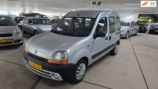 Renault Kangoo 1.4 Privilège Automaat!! Rolstoel vervoer met neerwaardse klep achter + extra stoel.