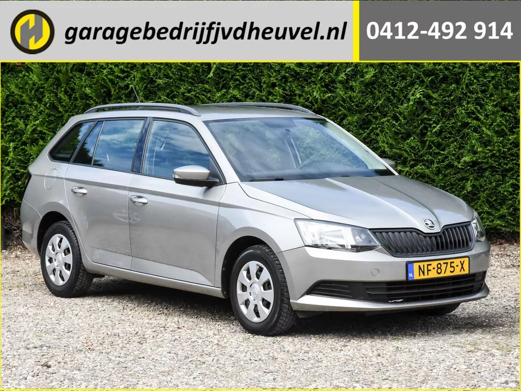 Skoda Fabia Combi 1.0 MPI Active / airco / trekhaak / dakrails / elek. ramen