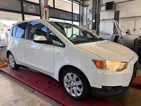 Mitsubishi Colt 1.3 Intro Edition