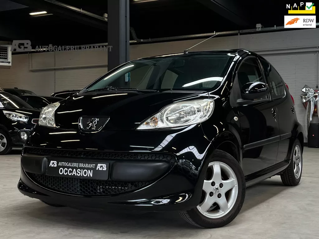 Peugeot 107 1.0-12V XS Urban Move Pano/Airco/5Drs/Automaat
