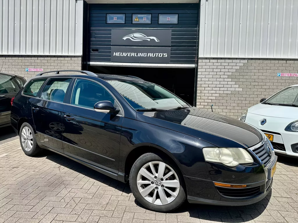 Volkswagen Passat Variant 2.0 FSI Trendline Business | APK | Airco | Cruise