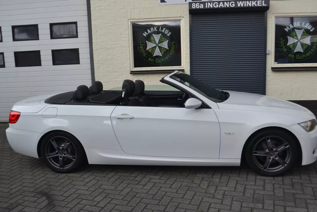 BMW 3-serie Cabrio 320i Cario M Shadowline uitgevoerd