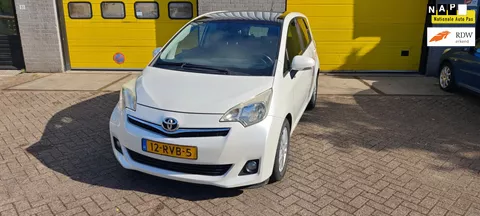 Toyota Verso-S 1.3 VVT-i Dynamic