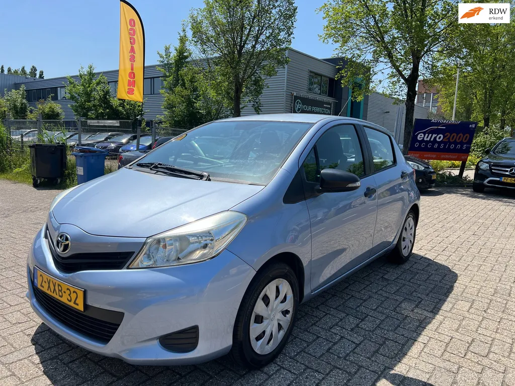 Toyota Yaris 1.0 VVT-i Comfort - AIRCO - NIEUWE JAAR APK !