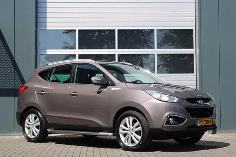 Hyundai ix35 1.6i GDI i-Catcher Clima/Cruise/Camera/Panodak/Keyless/Stoelverwarming/Leder/Navi/Bluetooth/RadioCD.AUX.USB/18"LM