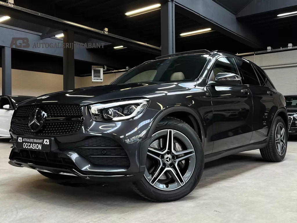 Mercedes-Benz GLC-klasse 200 4MATIC AMG Line Pano/Virtual/Carplay/Camera