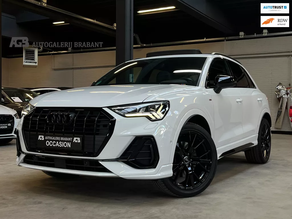 Audi Q3 40 TFSI quattro S Line Pano/Carplay/Xenon/Automaat
