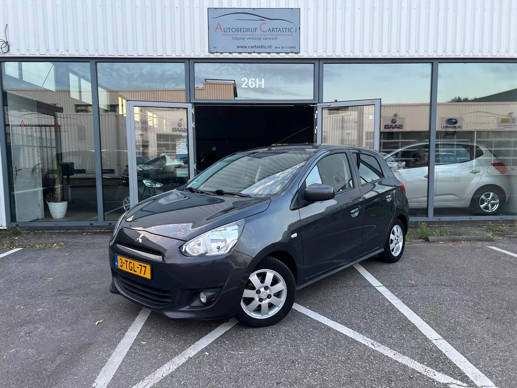 Mitsubishi Space Star 1.2 Instyle NAVI | KEYLESS | CAMERA | CRUISE | AUTOMAAT | ONDERHOUDEN | NAP | APK |