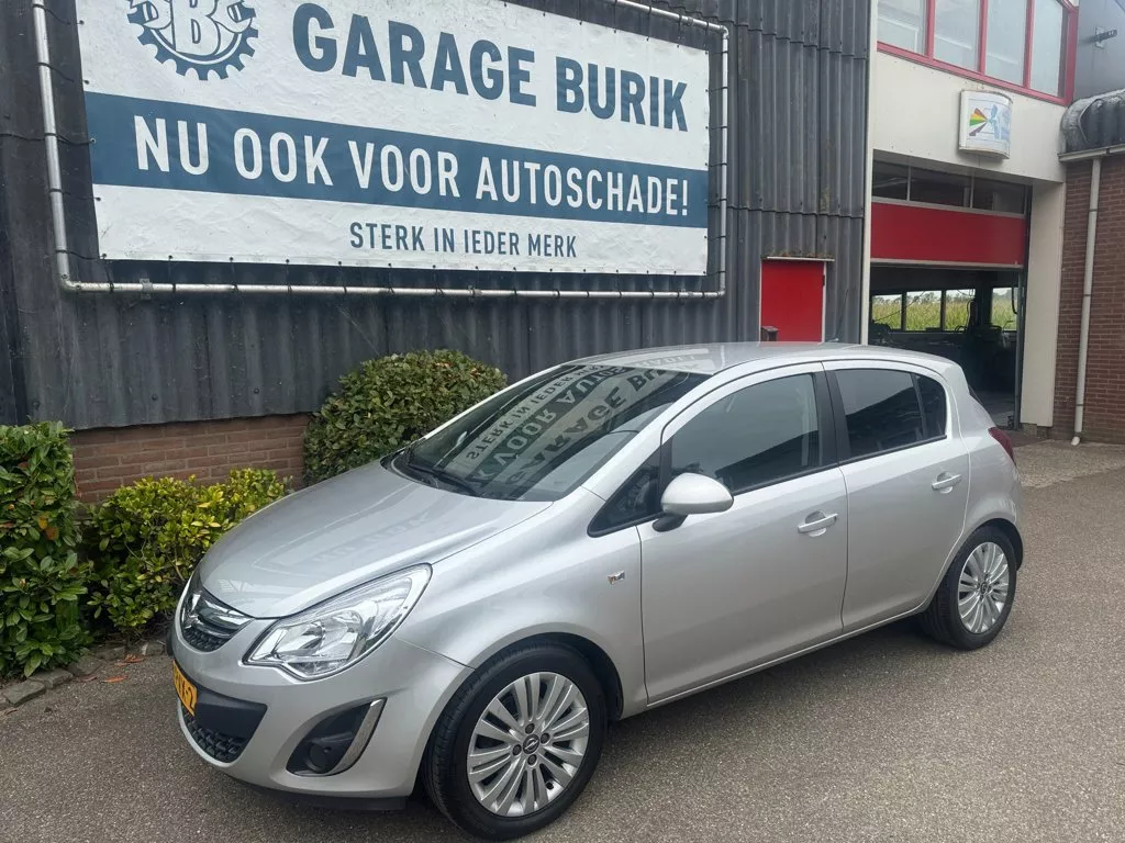 Opel Corsa 1.4-16V Edition