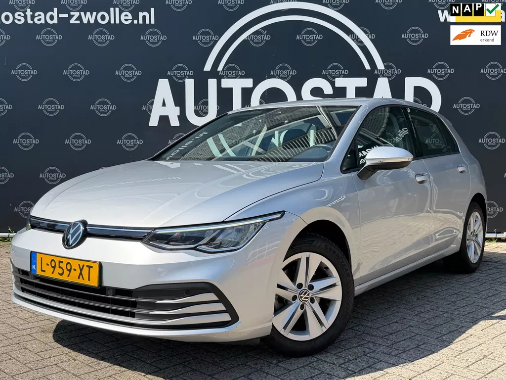 Volkswagen Golf 1.0 eTSI Life Automaat / NL-Auto / Virtual Cockpit / NAP / APK / Airco / Navi