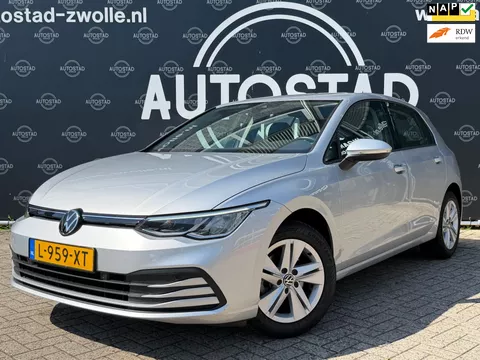 Volkswagen Golf 1.0 eTSI Life Automaat / NL-Auto / Virtual Cockpit / NAP / APK / Airco / Navi