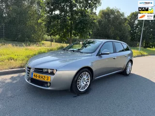Alfa Romeo 159 Sportwagon 1.7 T Progression prachtige auto