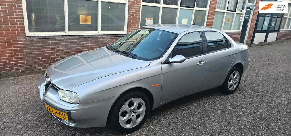 Alfa Romeo 156 1.8 T.Spark Impression lage kms nl auto