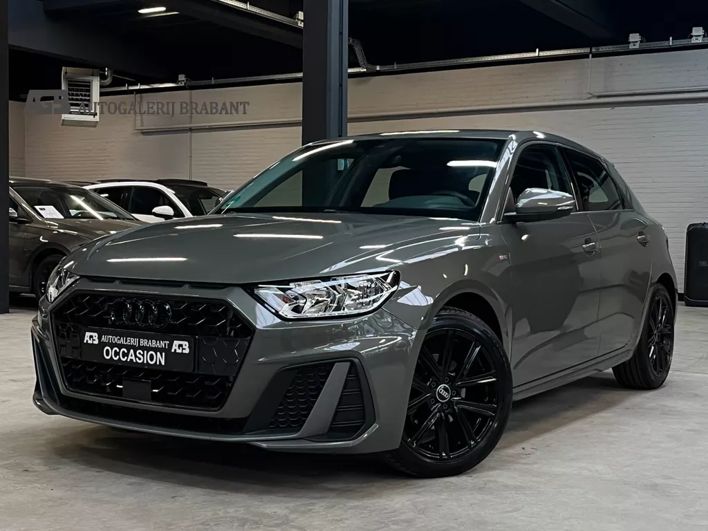 Audi A1 Sportback 35 TFSI S Line Virtual/Carplay/Stoelverwarming/Automaat