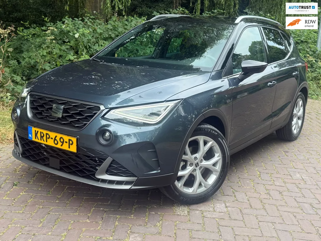 Seat ARONA 1.0 EcoTSI FR Business Connect Aut. 1 Eig. b.j. 2-2025,2 Color,Carplay ,PDC, Led verl.