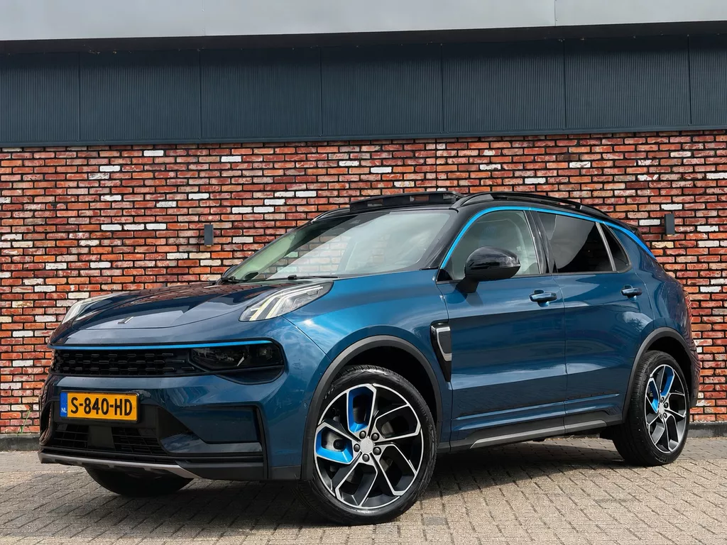 Lynk & Co 01 1.5 Pano 360Cam Carplay Led Adap.Cruise Elek.Klep Stoelverw Dealer-Onderhouden!