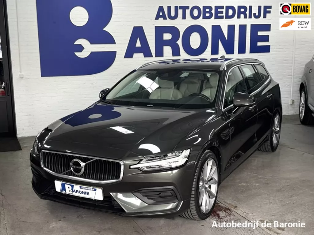 Volvo V60 2.0 T4 Momentum Pro, adaptive cruise