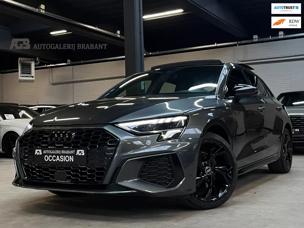 Audi A3 Sportback 35 TFSI Mild-Hybrid S Line Pano/Sfeerverl/Carplay/Automaat