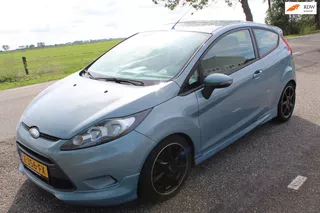 Ford Fiesta 1.25 Trend // weinig km / ST bumpers //