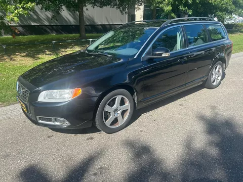 Volvo V70 2.0 D3 Kinetic 5 cill