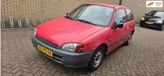 Toyota Starlet 1.3-16V automaat invalide