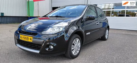 Renault Clio 1.2 Collection 99 % Als nieuw 67119 km APK tot 03-08-2027