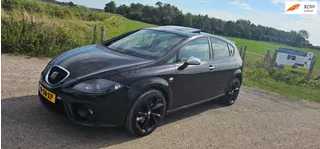 Seat Leon 2.0 TFSI Sport-up 2e eigenaar nl auto lage km stand