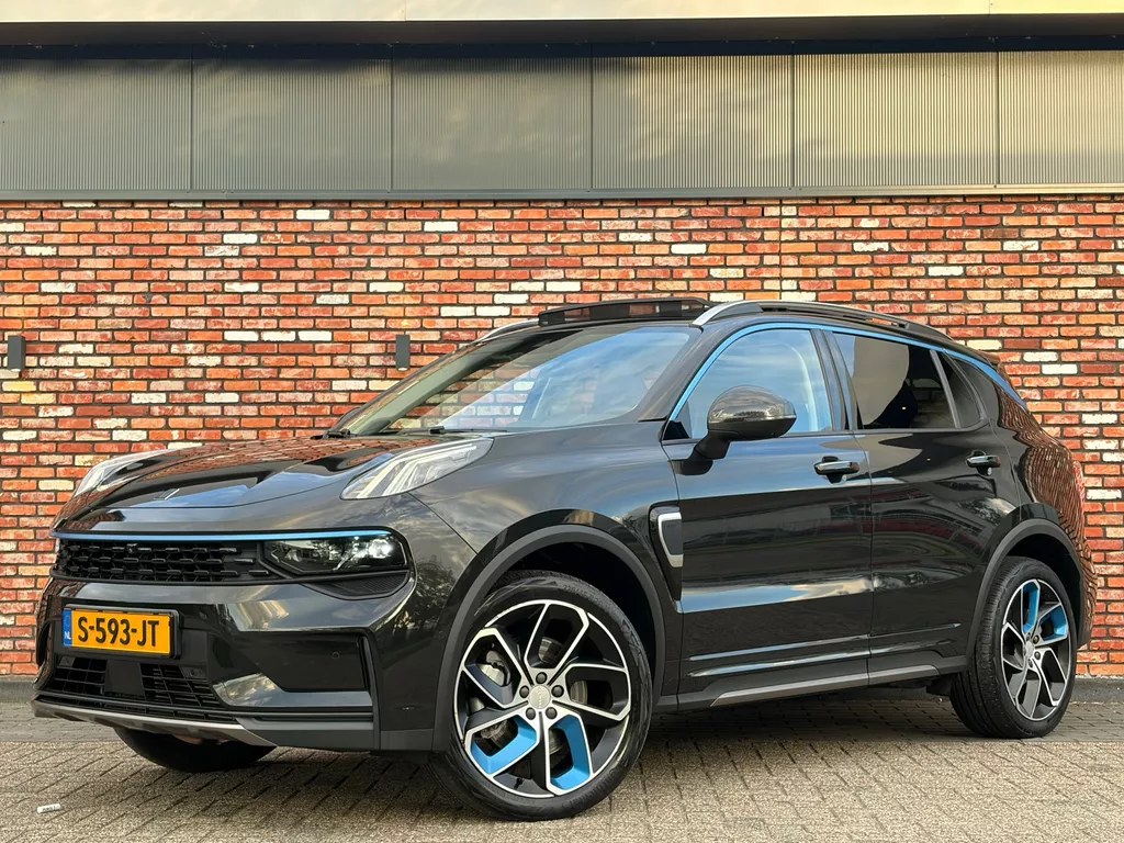 Lynk & Co 01 1.5 Pano 360Cam Carplay Led Adap.Cruise Elek.Klep Stoelverw Dealer-Onderhouden!
