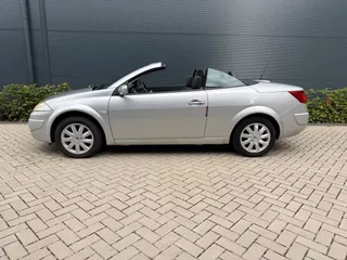 Renault Mégane Coupé-Cabriolet 1.6-16V Dynamique youngtimer