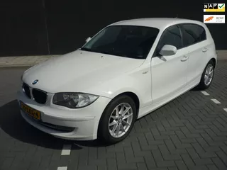 BMW 1 Serie 118i 143 Pk Business Line Automaat