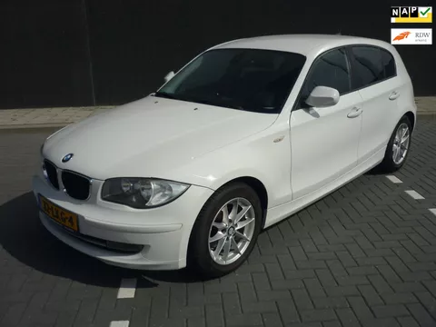 BMW 1 Serie 118i 143 Pk Business Line Automaat