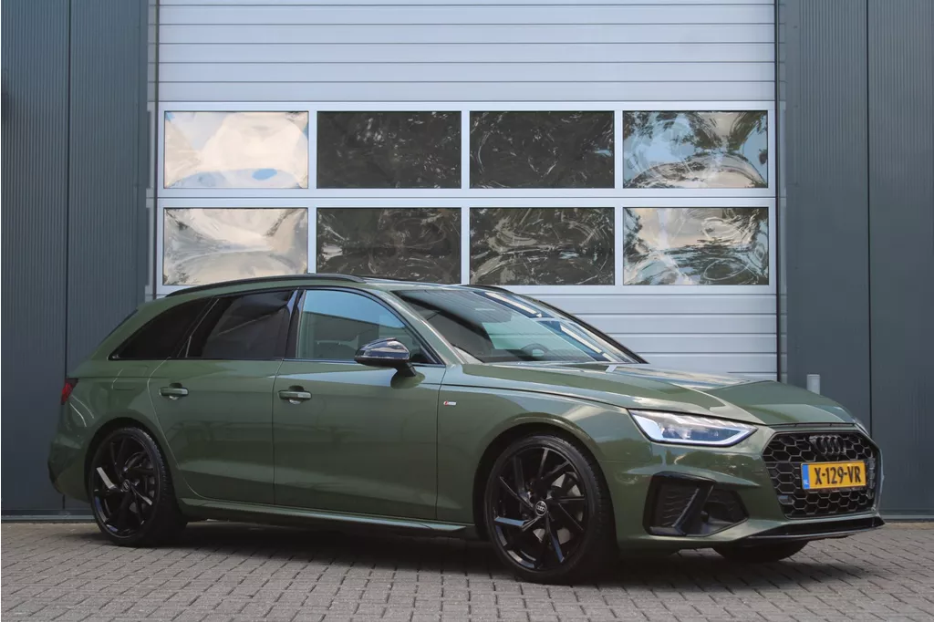 Audi A4 Avant 35 TFSI S edition Competition 150pk ACC/Virtual/Camera/Panodak/Stoelverwarming/PDC/LED/Carplay/Navi/19"LM/Dealer/BTW